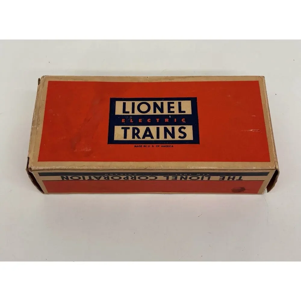 Lionel Postwar Caboose 6017 Maroon w/ Tabs Original Box